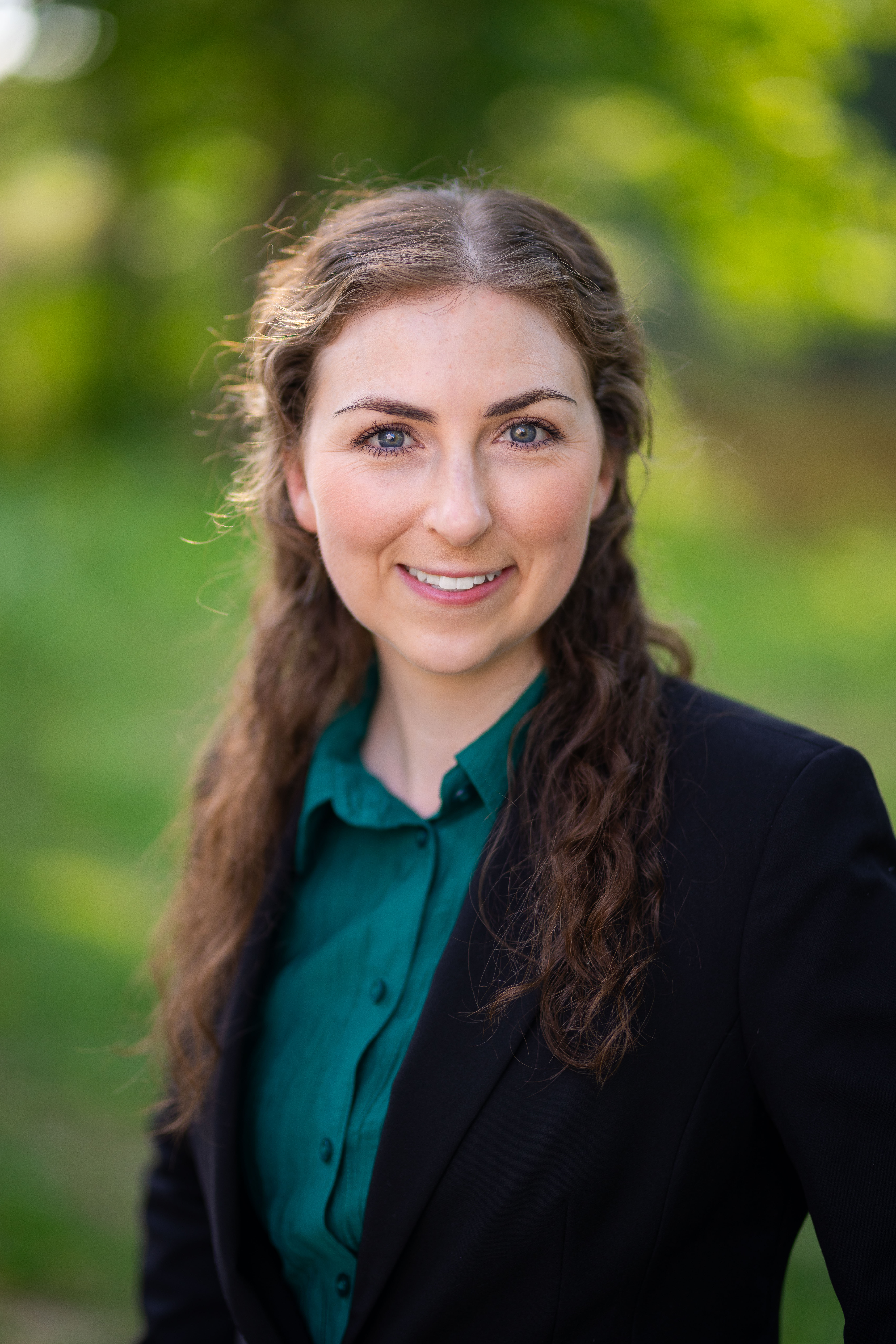 Olivia Smith headshot.jpg